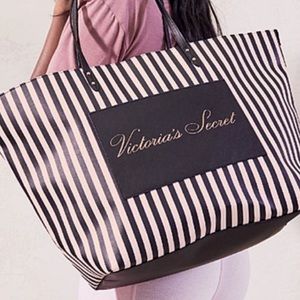 •NEW• VS Signature Stripe Tote